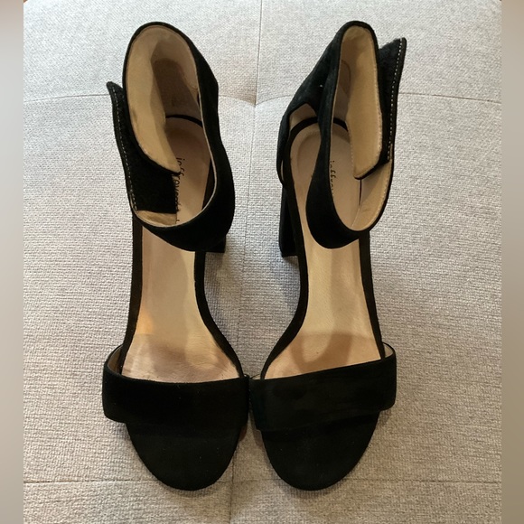 Jeffrey Campbell black high heels sandals, size 7.5. - Picture 2 of 3